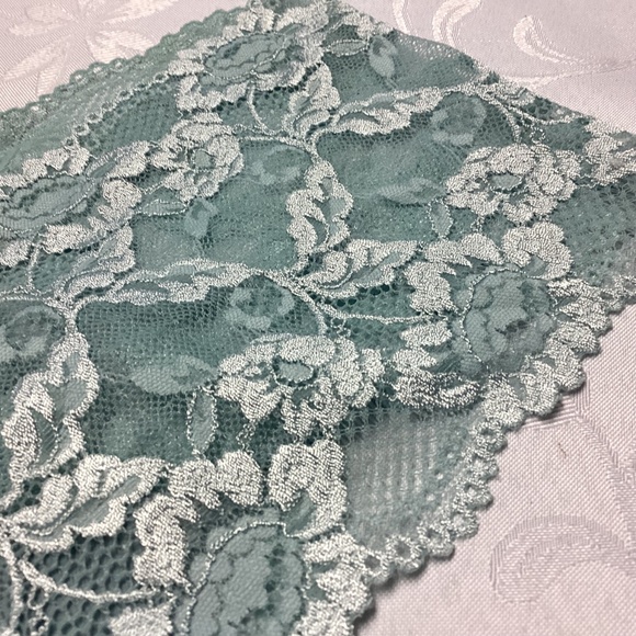 Victoria’s Secret lace boy shorts POWDER BLUE SMALL. NEW - Picture 7 of 7